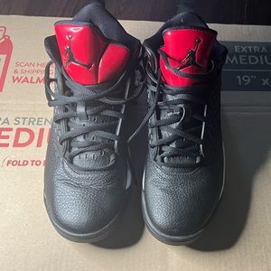 Jordan maxin 200 black gym red